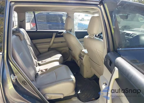 2012 Toyota Highlander Se V6 z USA, uszkodzony, nr VIN 5TDBK3EH1CS141986